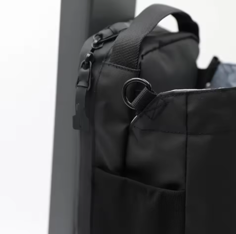 MagniMotion™ Magnetic Gym Bag